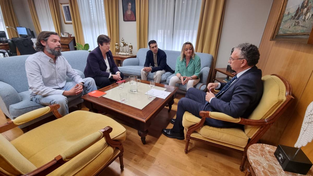 Reunin con el delegado del Gobierno en Extremadura