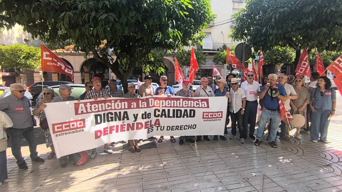 Concentración frente al SEPAD de Badajoz