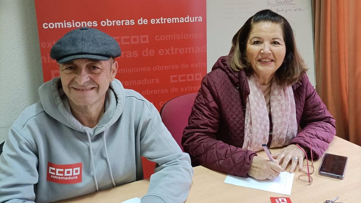 Jos Luis Molero y Marisa Snchez de la seccin sindical de Correos Cceres