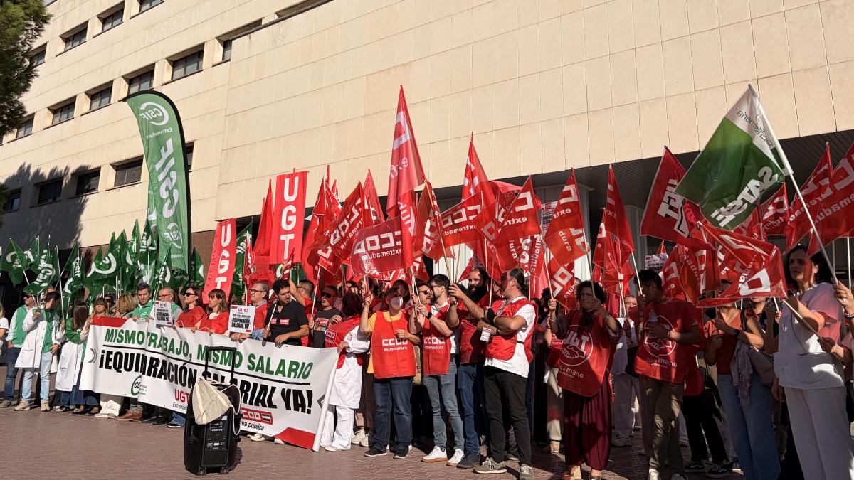 Concentración en el Hospital Universitario de Badajoz