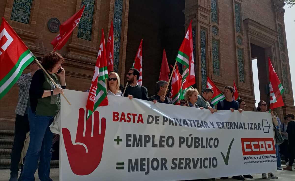 Según el informe del sindicato, las privatizaciones siempre salen caras, social y económicamente, como individuos y como sociedad.