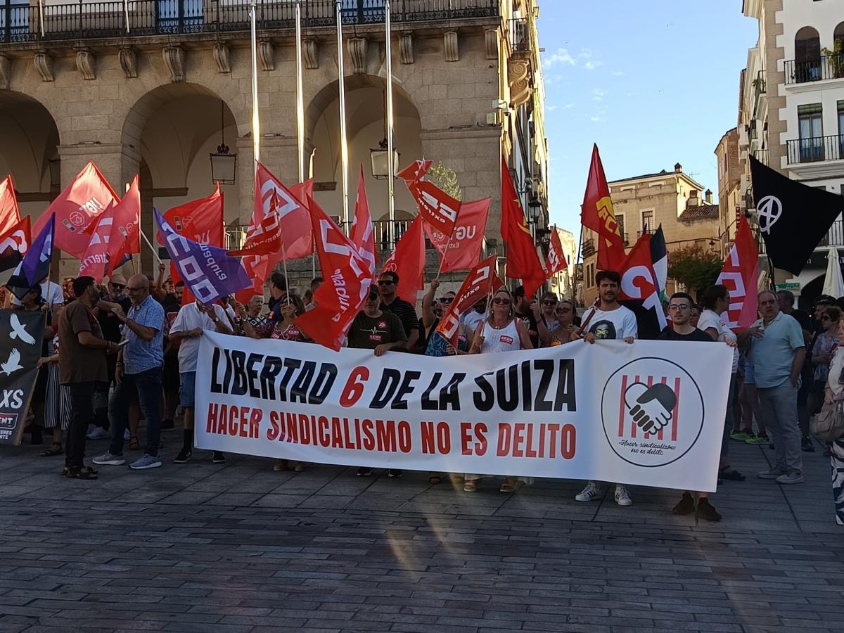 Concentracin en la Plaza Mayor de Cceres