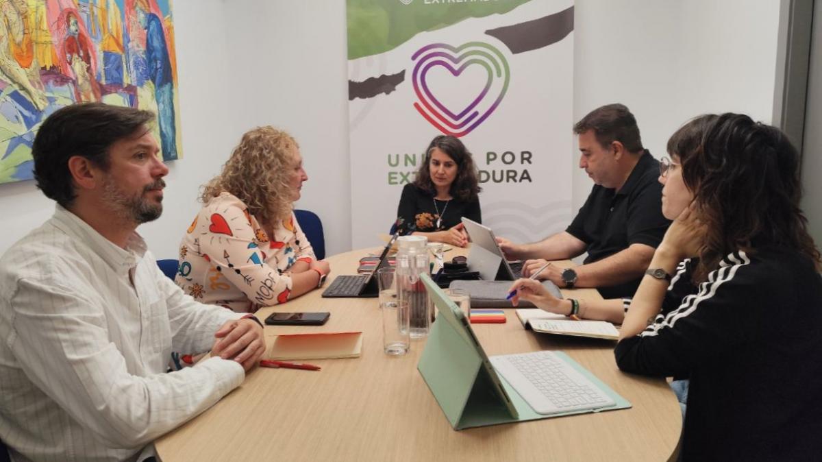 Reunión con Unidas por Extremadura