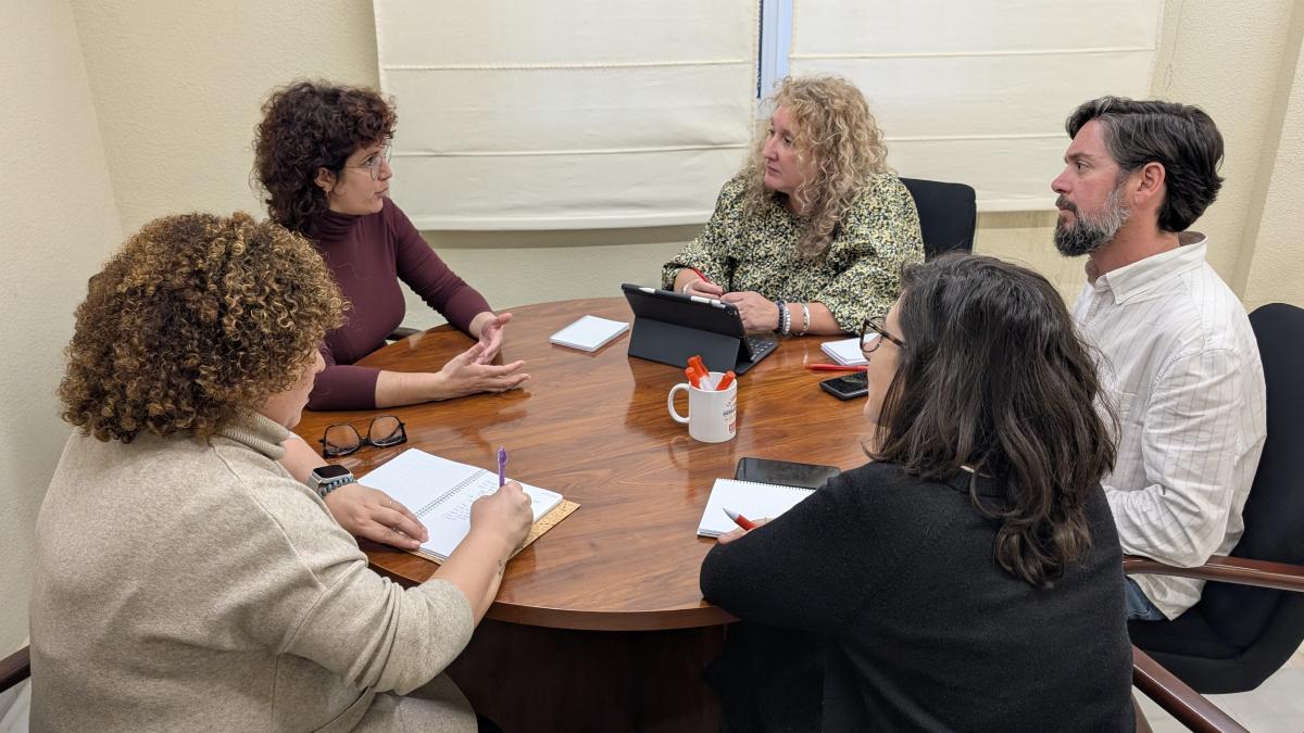 Reunión en la sede de Mérida