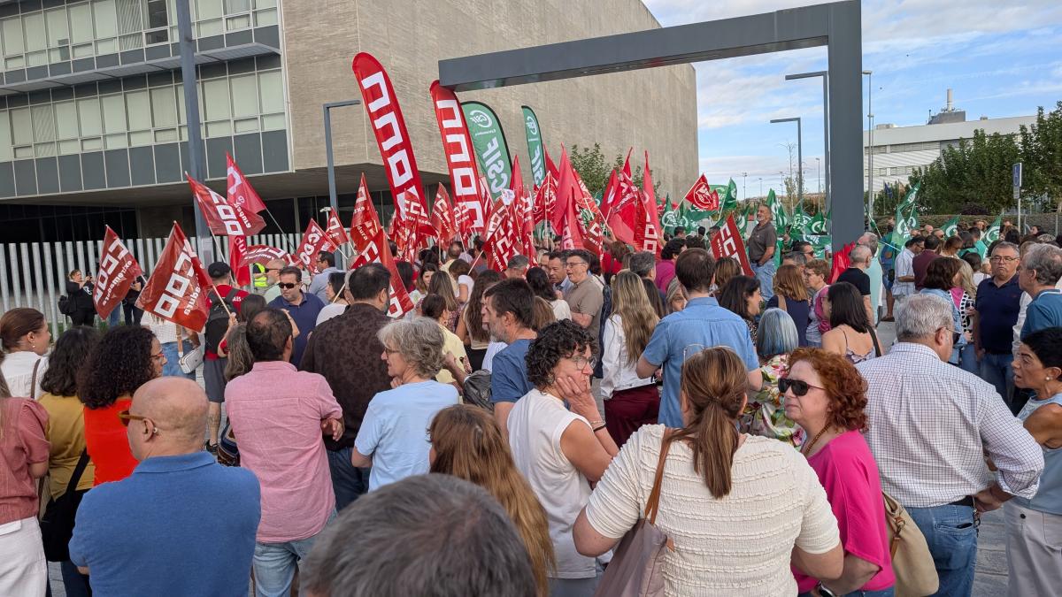 Concentración frente al III Milenio