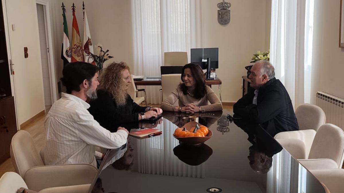 Reunión con la alcaldesa de Don Benito