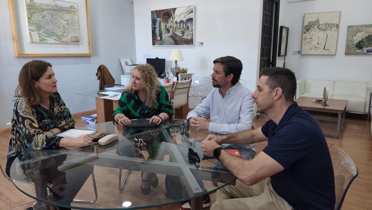 Reunión con la alcaldesa de Coria